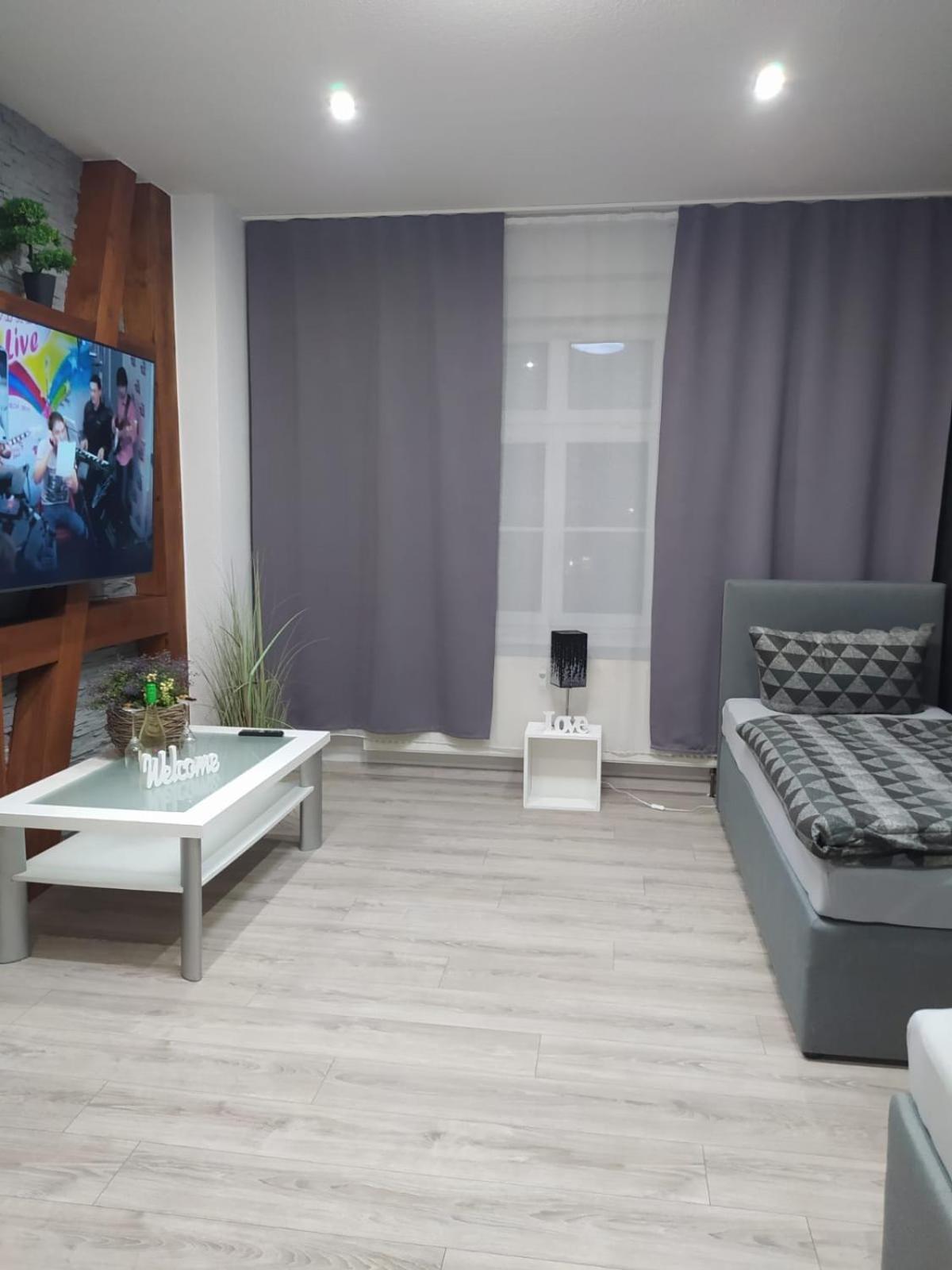 Deluxe Apartment *