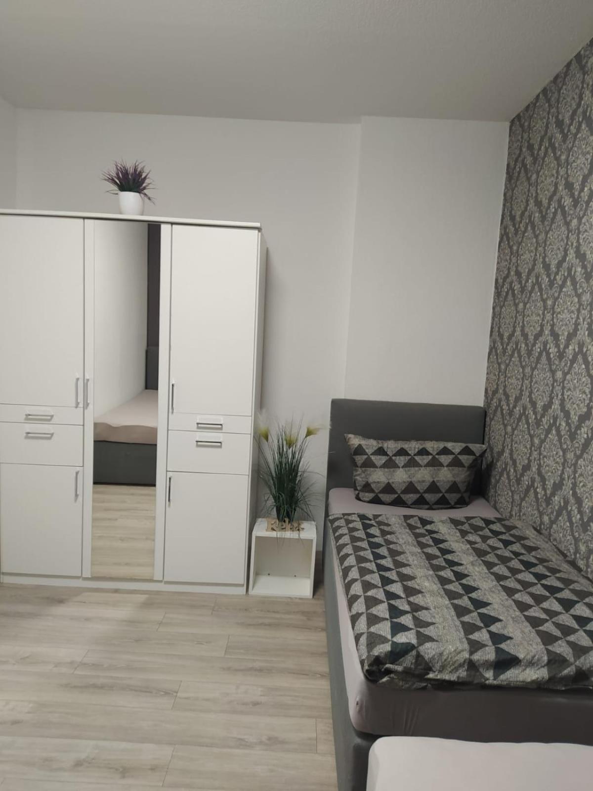 Apartment Deluxe *